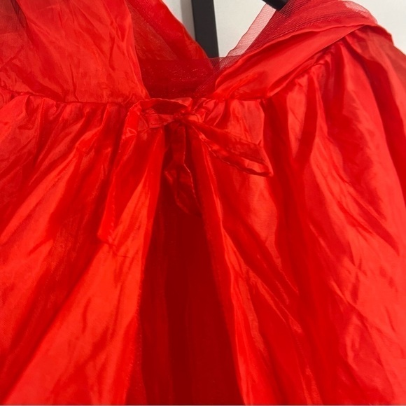 Red cape one size fits all - Picture 6 of 9